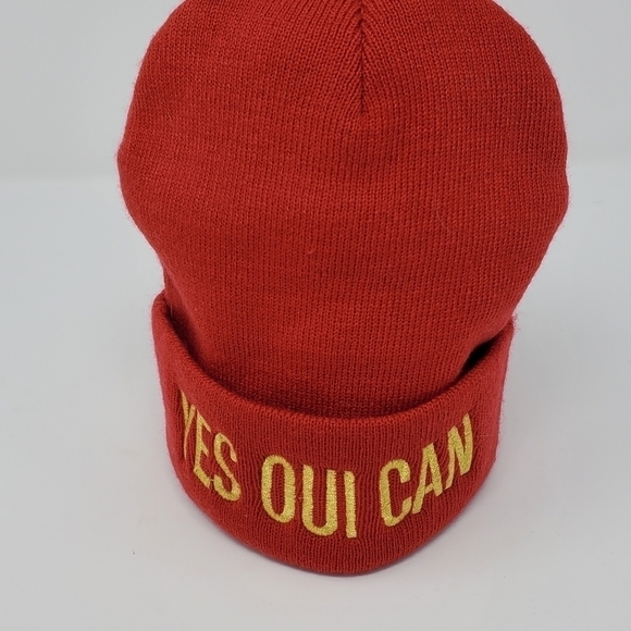 JUICY COUTURE RED AND GOLD "YES OUI CAN" BEANIE WINTER WARM COZY EMBROIDERY - Picture 3 of 11